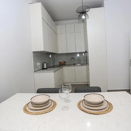 Appartement Luxury Square 21 *