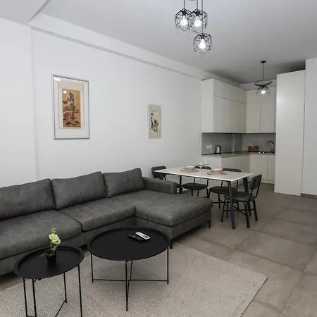 Luxury Square 21 아파트
